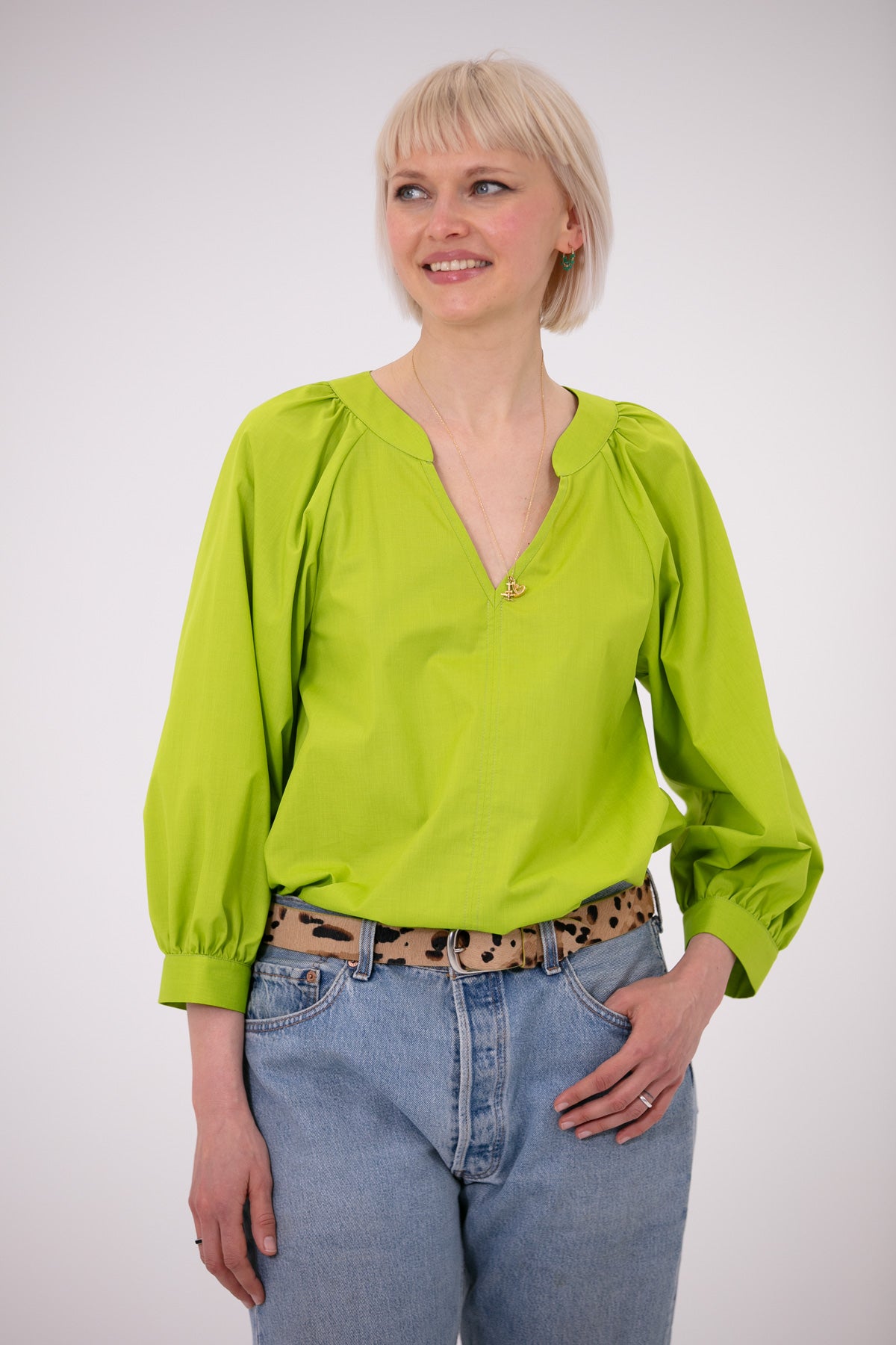  Pistachio-Green