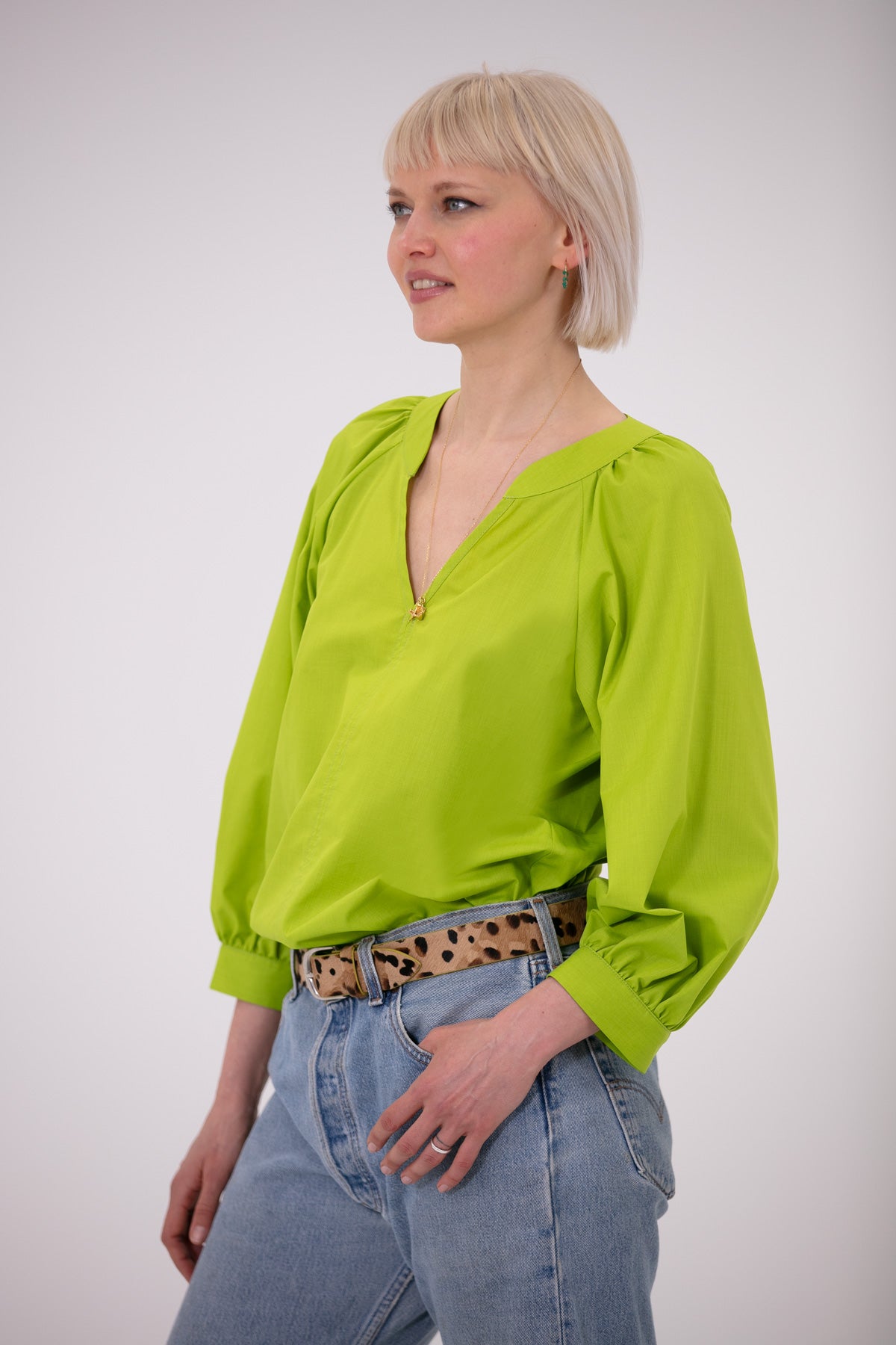 Pistachio-Green