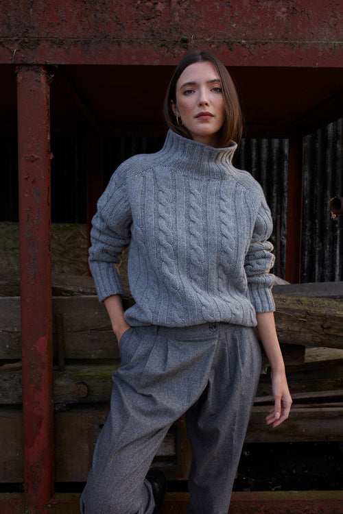 Grey Scottish Cable Knit Wool Turtleneck