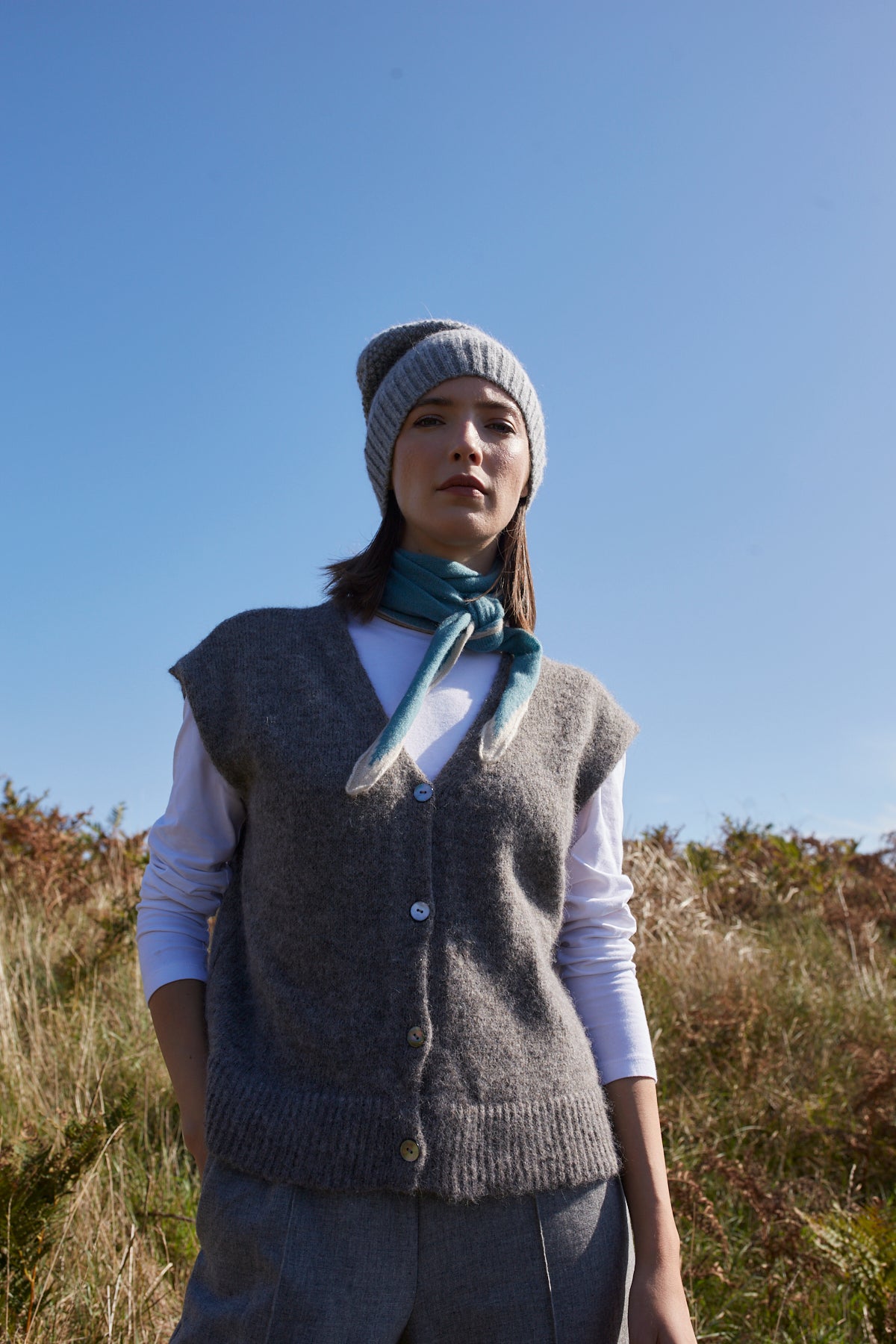 Austen Spindle-shaped Knitted Cashmere Scarf Air Force Blue