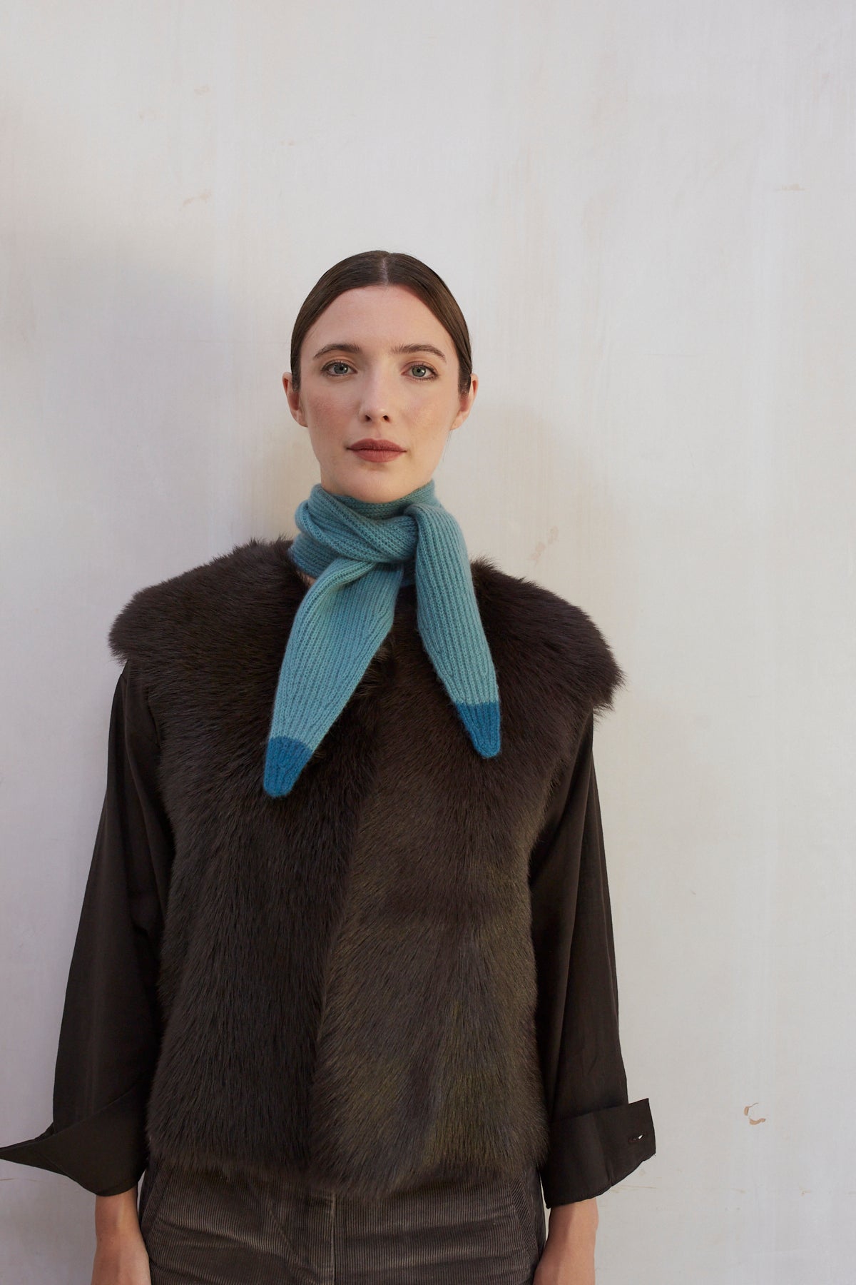 Dorothy Cashmere Neck Scarf Blue