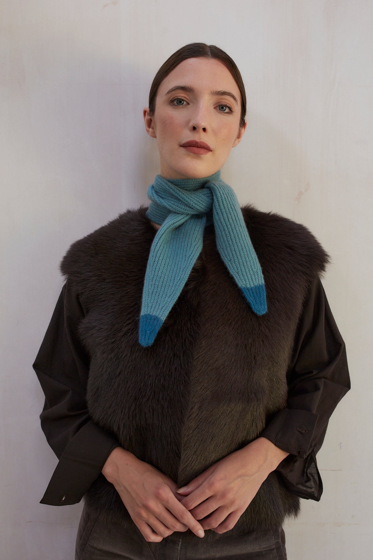 Dorothy Cashmere Neck Scarf Blue