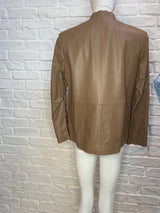 21. Soft Tan Leather Lined Vneck Jacket Magnetic Fastner with Split Sleeve Zip Detail - January 2025 Sale