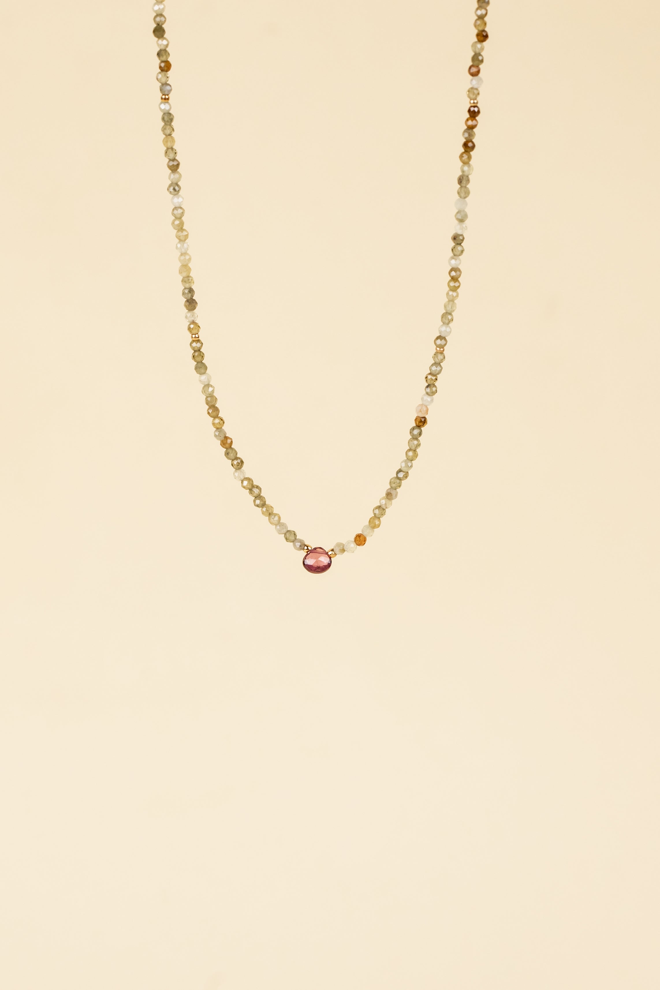 Trahir Green Crystal / Rose Quartz Necklace