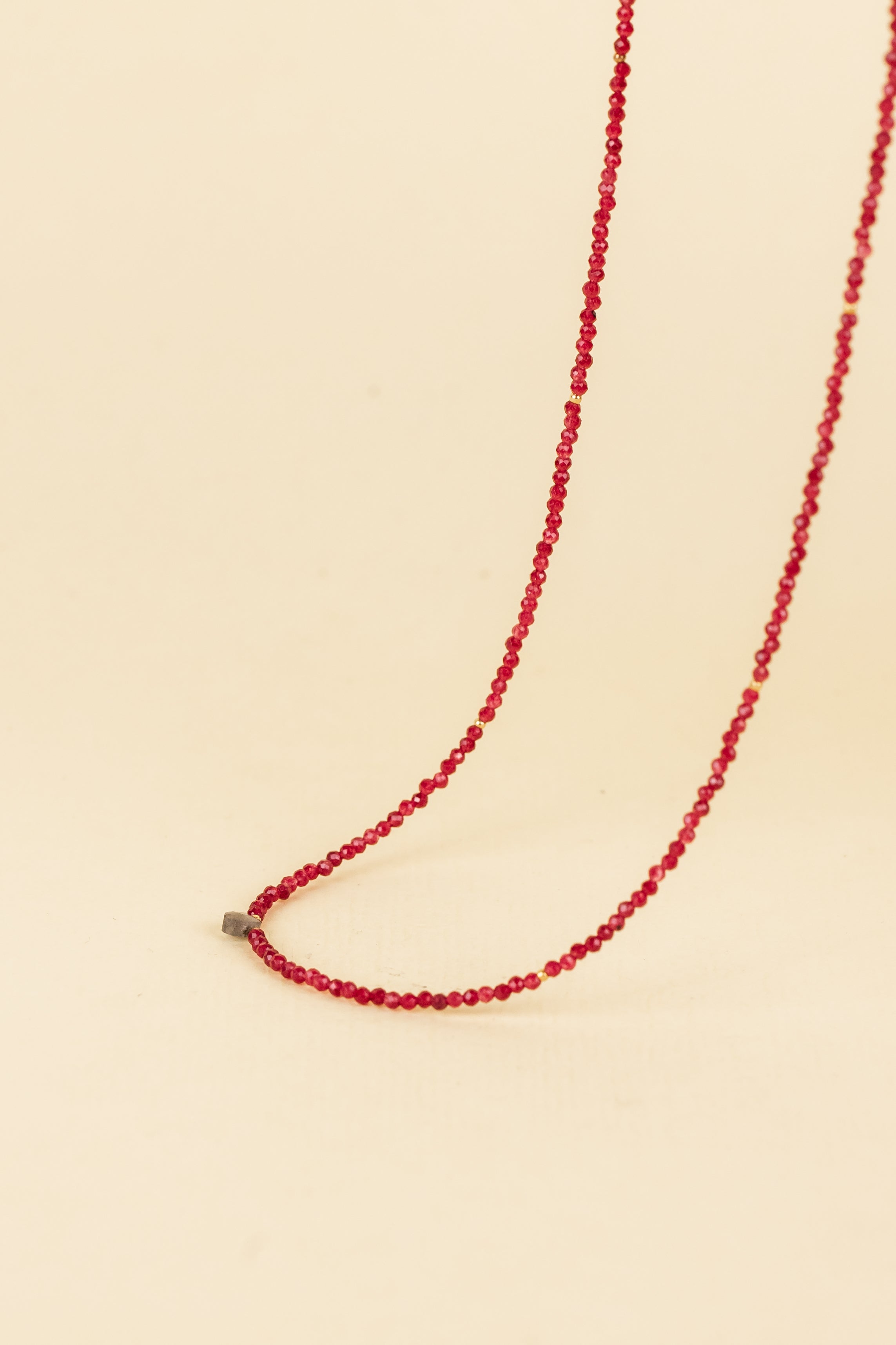 Trahir Red Crystal / Labradorite Necklace