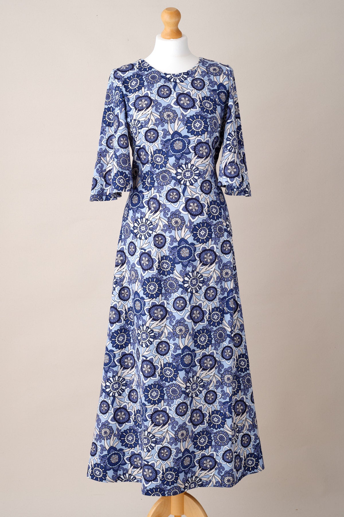 Philippa Linen Dress – Stoned & Waisted
